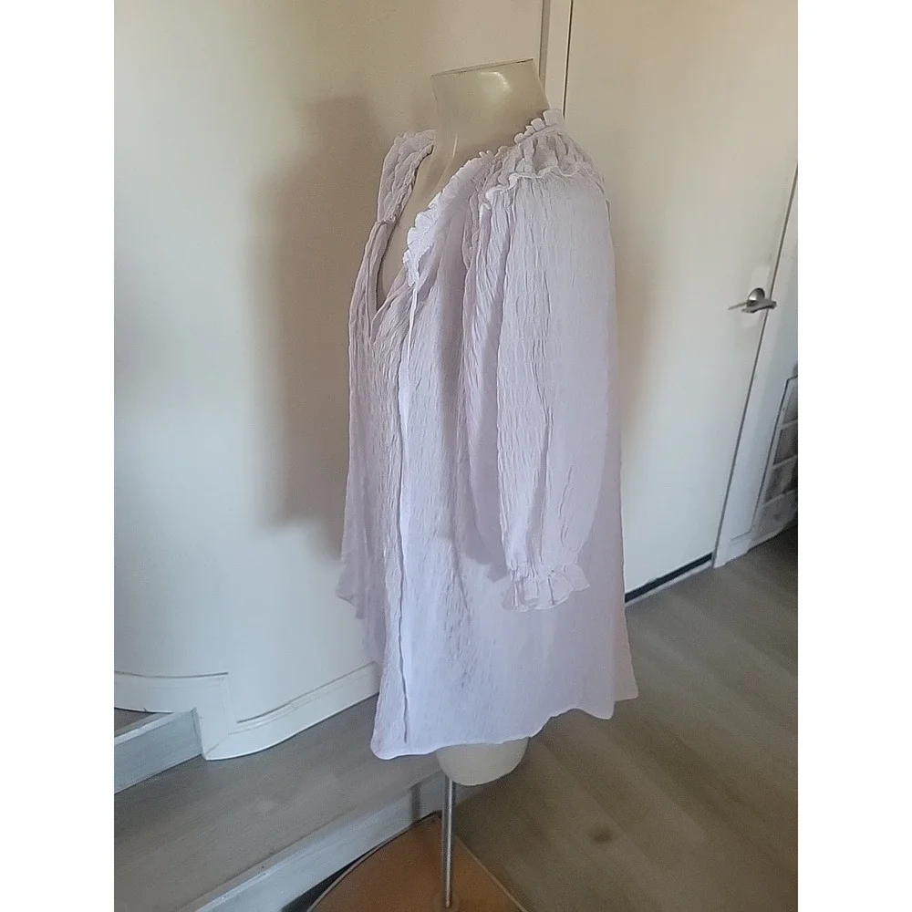Olivia & Martin White Flowy Semi- Sheer Blouse Beach Lightweight Summer‎ Coastal - Picture 2 of 7